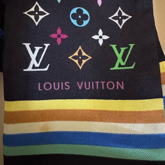 Louis Vuitton 2 Multicolor Bandeaus - Picture 3 of 8